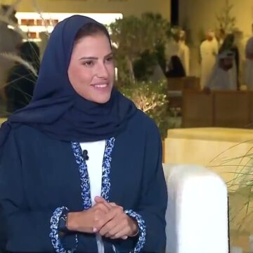 1792921110_maxresdefault.jpg خليفة الزفين يستعرض أبرز صفات مطار آل مكتوم الدولي