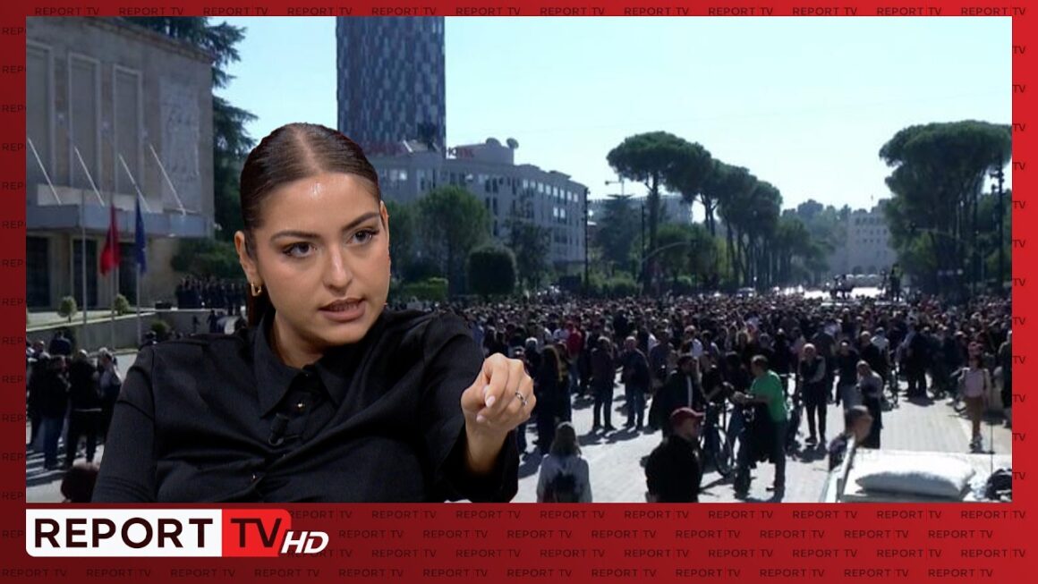 1793356529_maxresdefault.jpg Protestat para kuvendit/ Sara mila: Pse deputetët e PD nuk qëlloheshin me vezë?