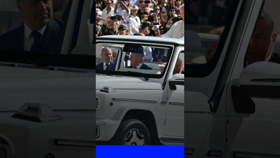 Visite du pape: voici les deux papamobiles utilisées par Léon XIV lors de sa venue en France