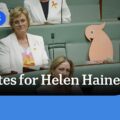 Parliament pauses for heartfelt and sombre tribute to Helen Haines | ABC NEWS