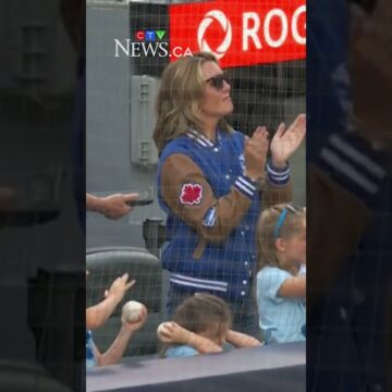 Scherzer make emotional exit in the final Jays game